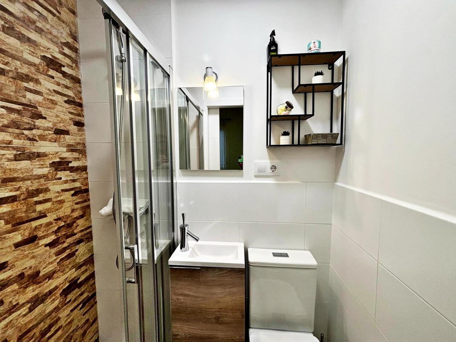Holibai, Rulina , Single Private Ensuite, Байона Екстер'єр фото